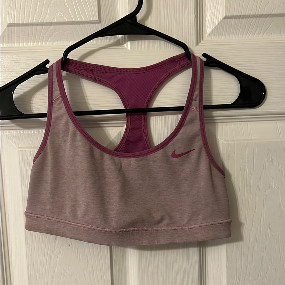 Nike Pink Racerback Sports Bra with Moisture-Wicking Fabric